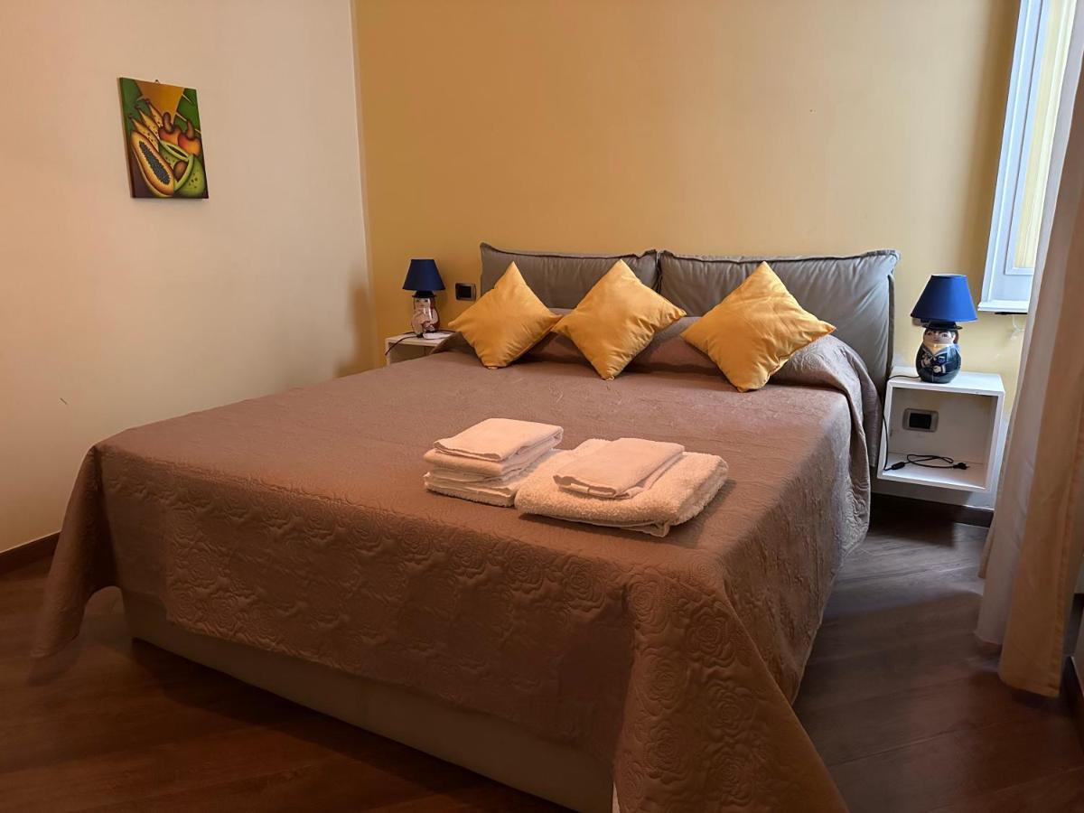Ferienwohnung Casa Bavosa Via Fieravecchia, 26 Salerno Exterior foto